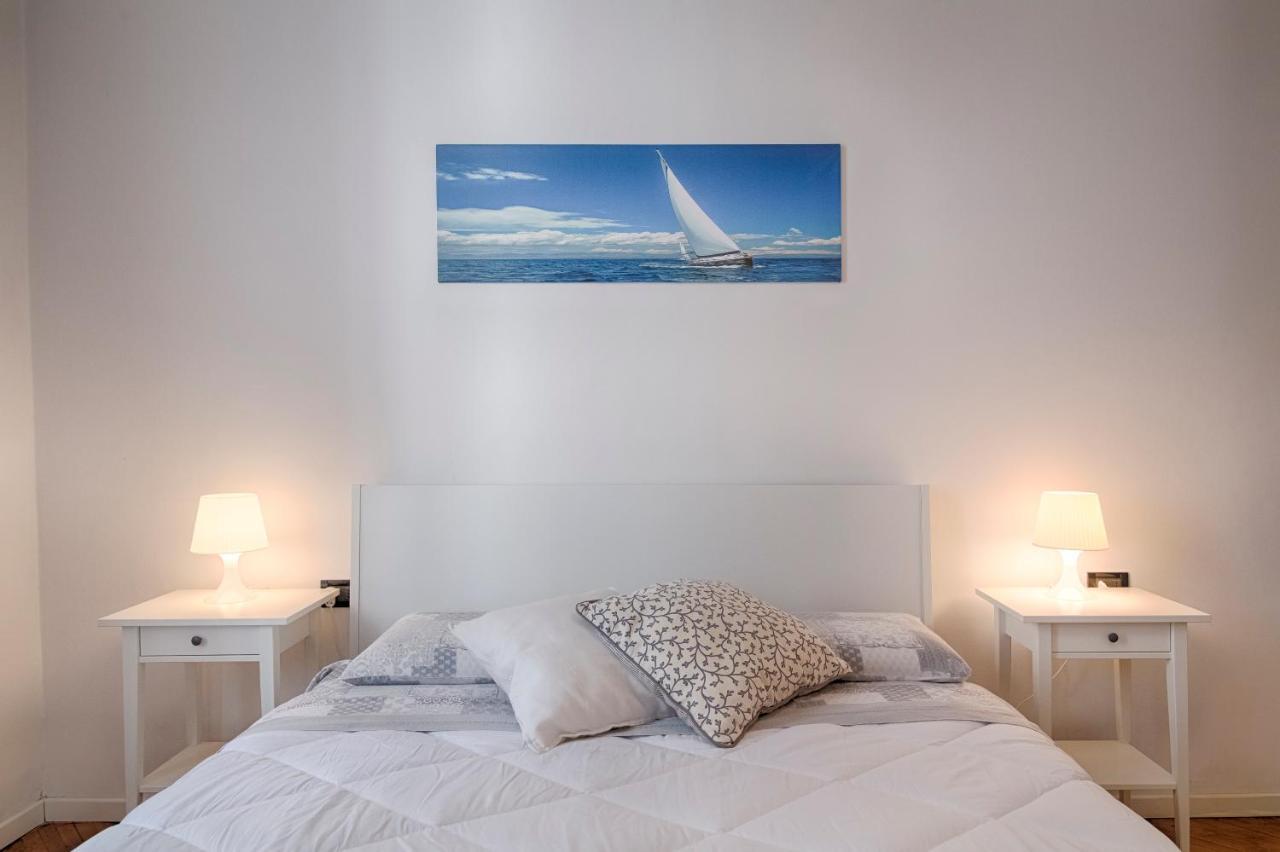 Mihaela Apartment - Charme Near The Station Trieste Exterior foto