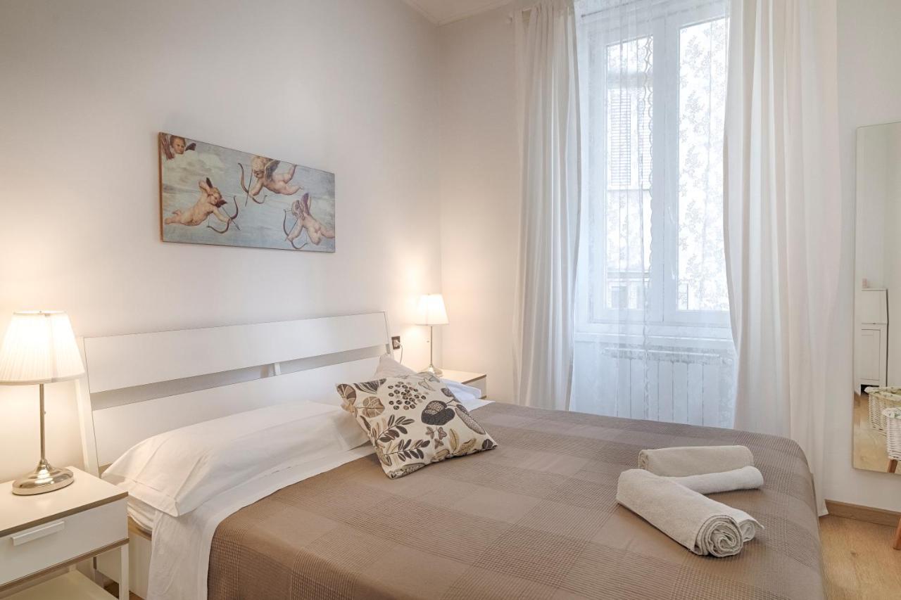 Mihaela Apartment - Charme Near The Station Trieste Exterior foto